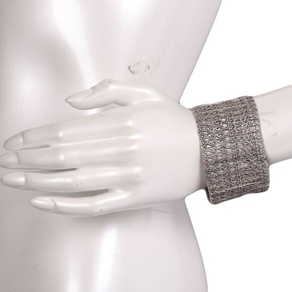 Silver Metal Wide Cuff Bracelet Floral Stretch Antiqued Boho Brushed Bangle - Picture 2 of 7